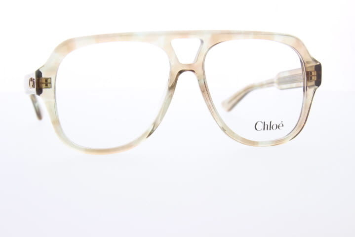 Chloe feb2603