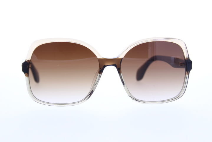 Gigistudio sun maart2611